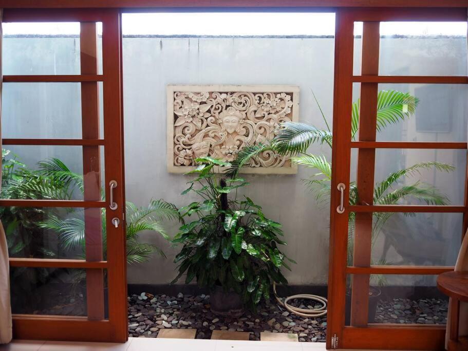 Sonti Villa Seminyak Exteriör bild
