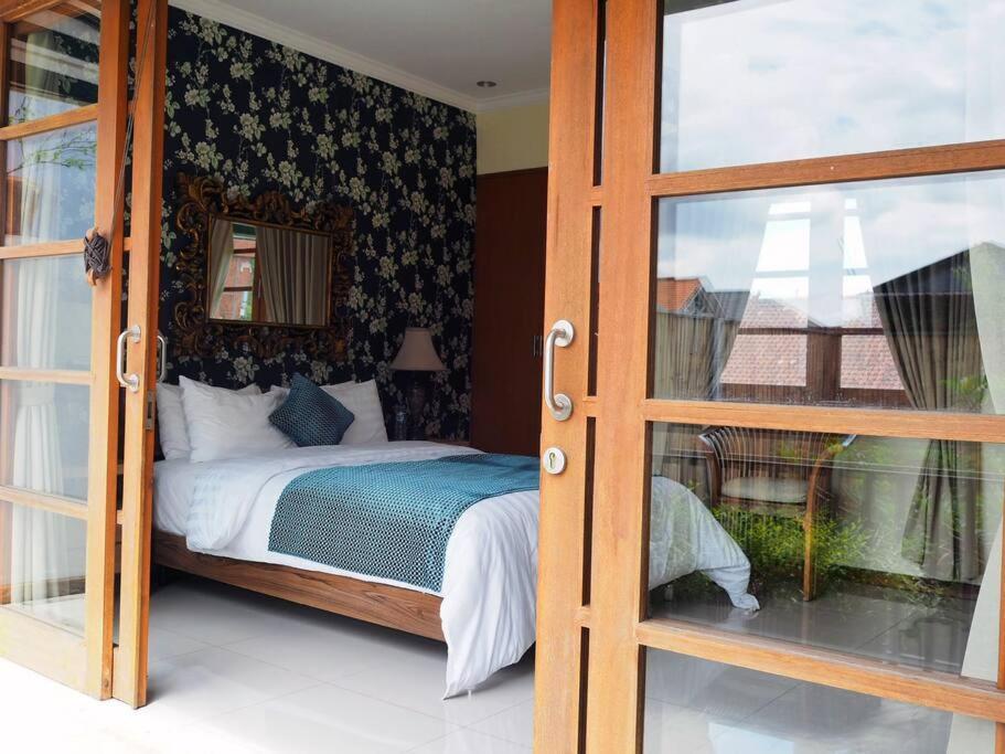 Sonti Villa Seminyak Exteriör bild