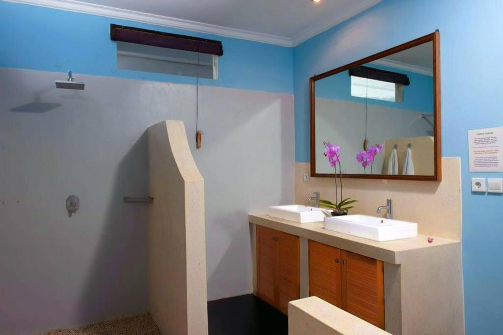 Sonti Villa Seminyak Exteriör bild
