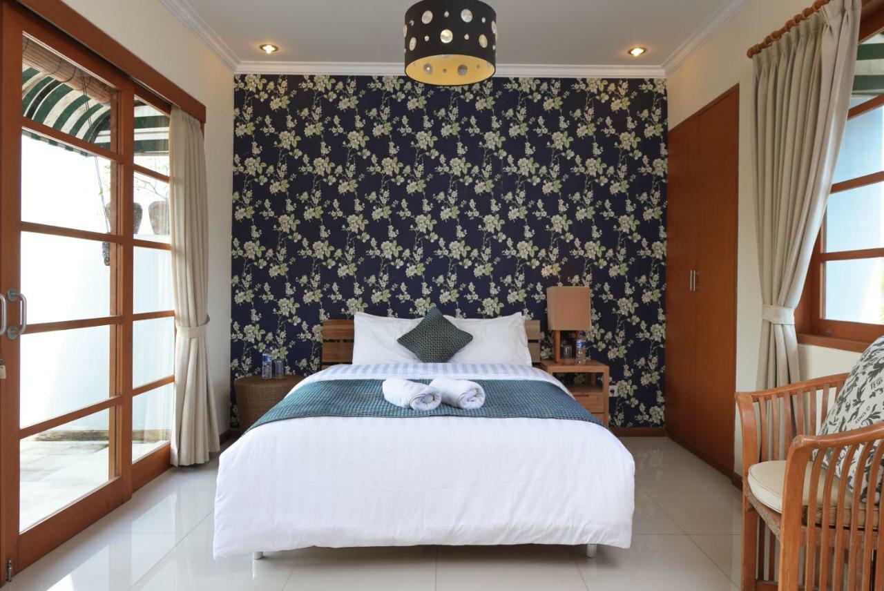 Sonti Villa Seminyak Exteriör bild